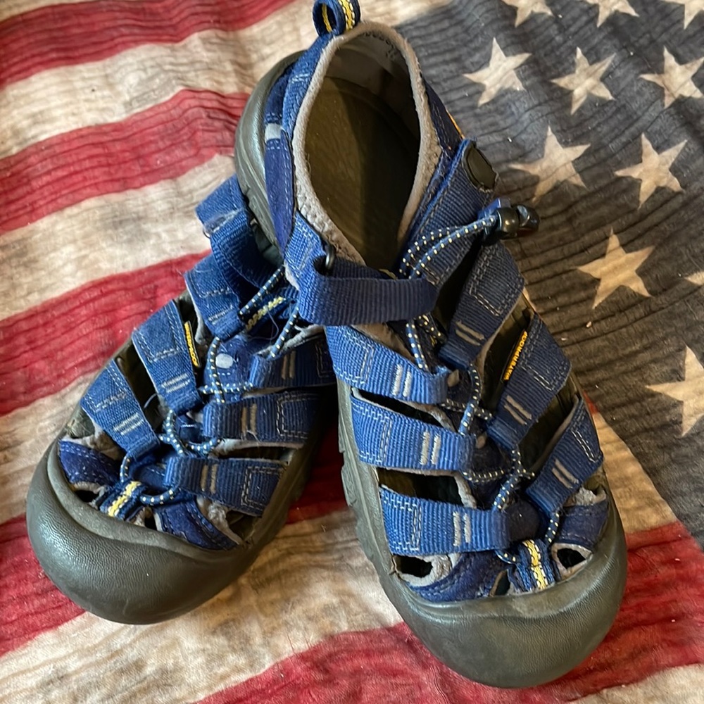 Keen shoes